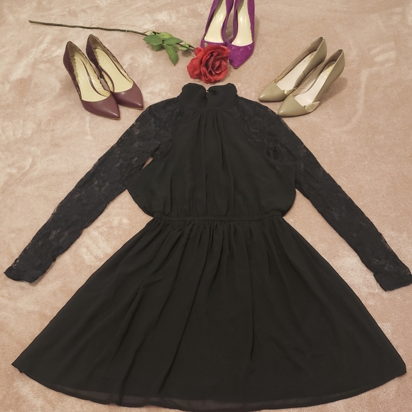 Vero Moda Lace Dress - Picture 4 of 14